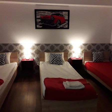 Apartament Villa Magnolia ออชเวียนชิม ภายนอก รูปภาพ